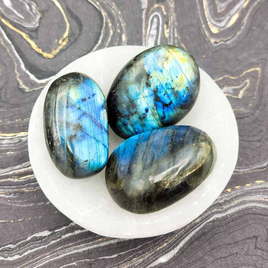 Labradorite Palm Stone - Spiral Circle