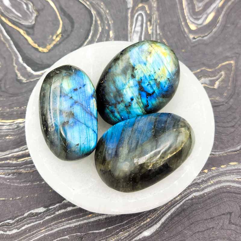 Labradorite Palm Stone - Spiral Circle