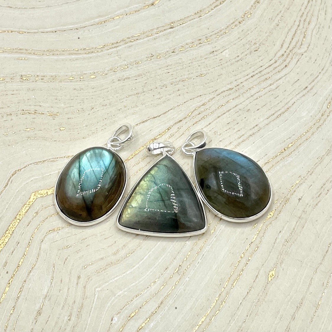 Labradorite Simple Pendants | Sterling Silver - Spiral Circle
