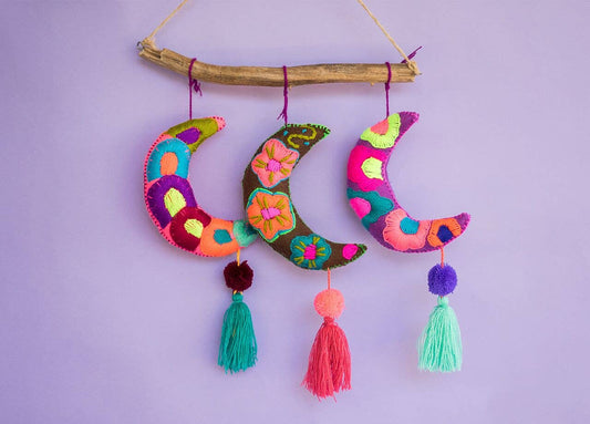 Large Moon - Spiral Circle