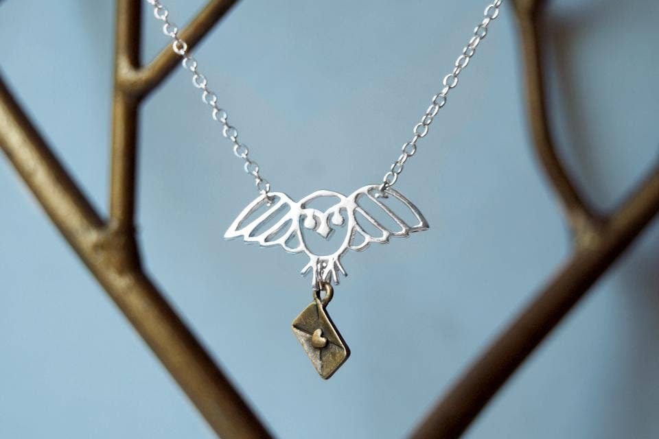 Long Live Hedwig! Necklace - 18