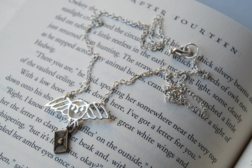 Long Live Hedwig! Necklace - 18