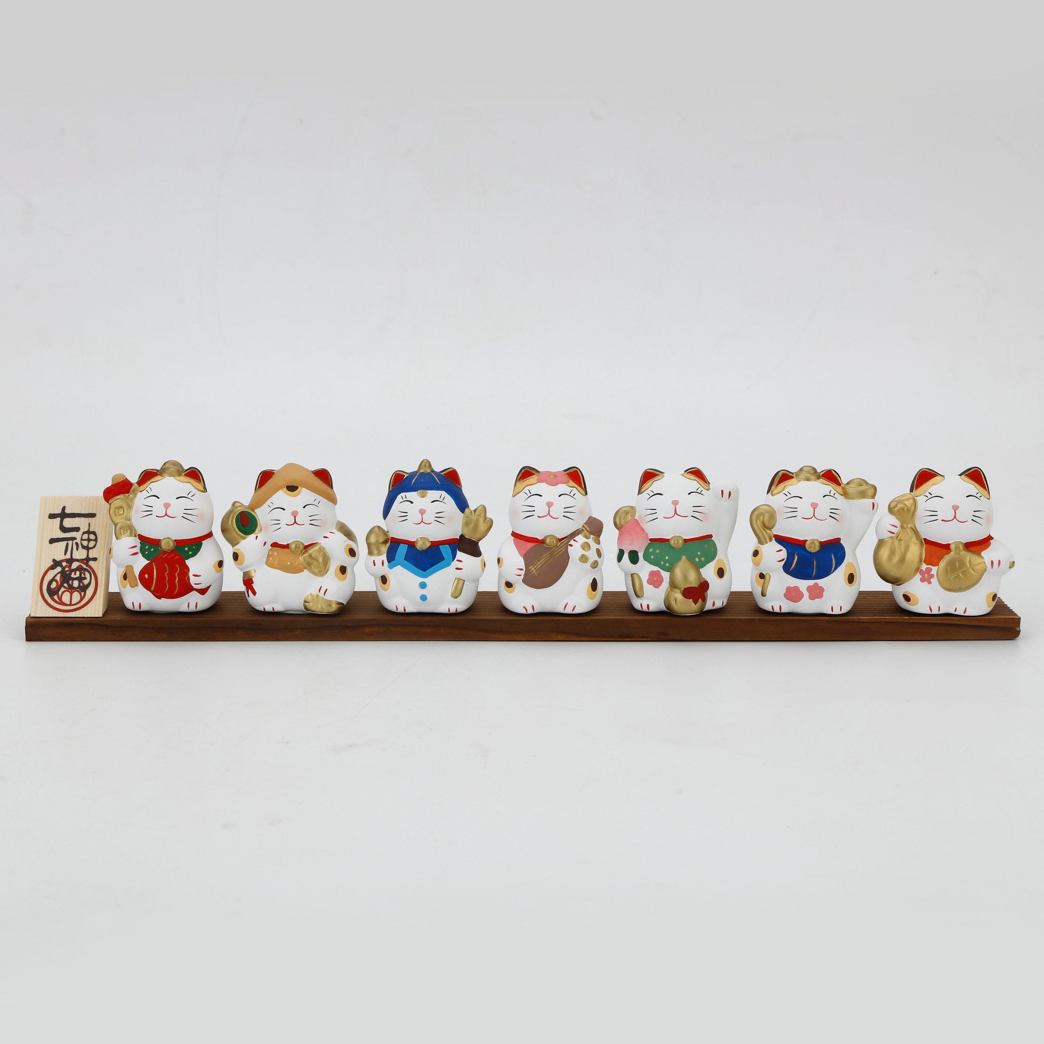 Mini Lucky Cats - Set of 7 - Spiral Circle