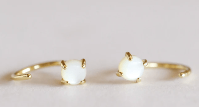 Mother of Pearl Huggie Earring | 18K gold-plated sterling silver - Spiral Circle