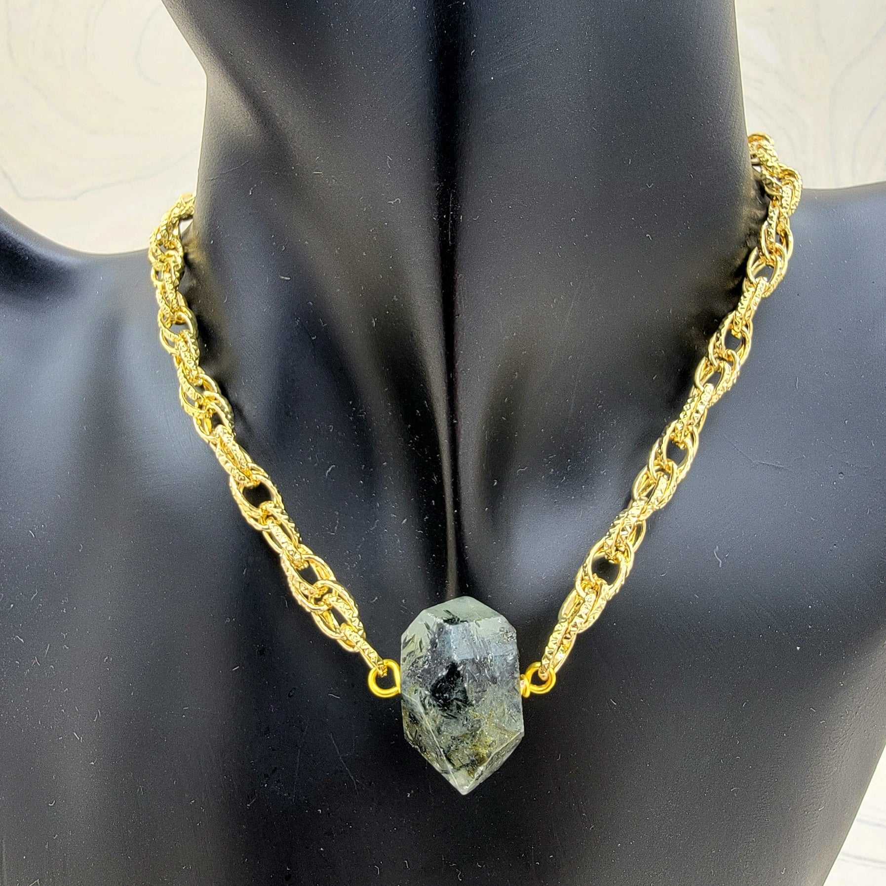 Prehnite | Gold Goddess Chunky Necklace - Spiral Circle