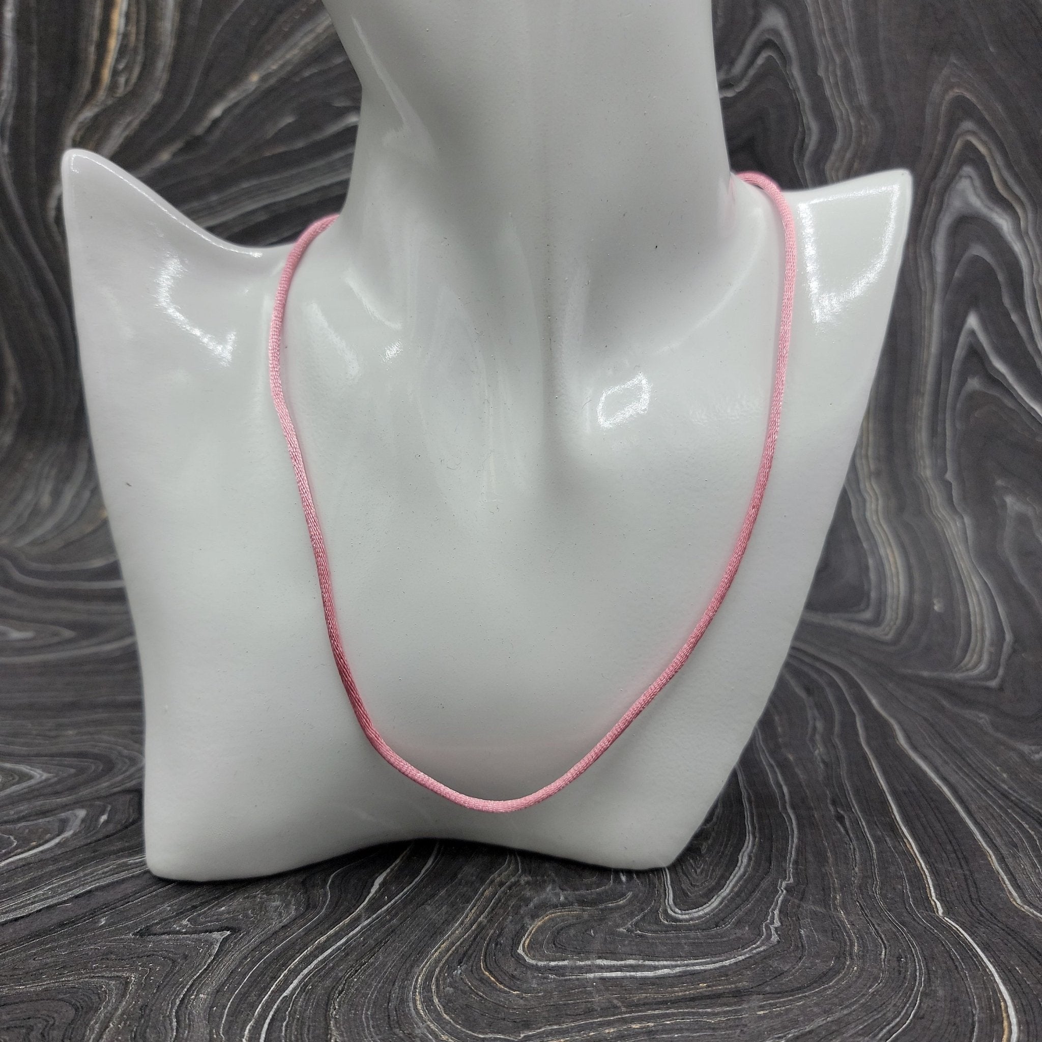 Silk Necklace | 18" - Spiral Circle