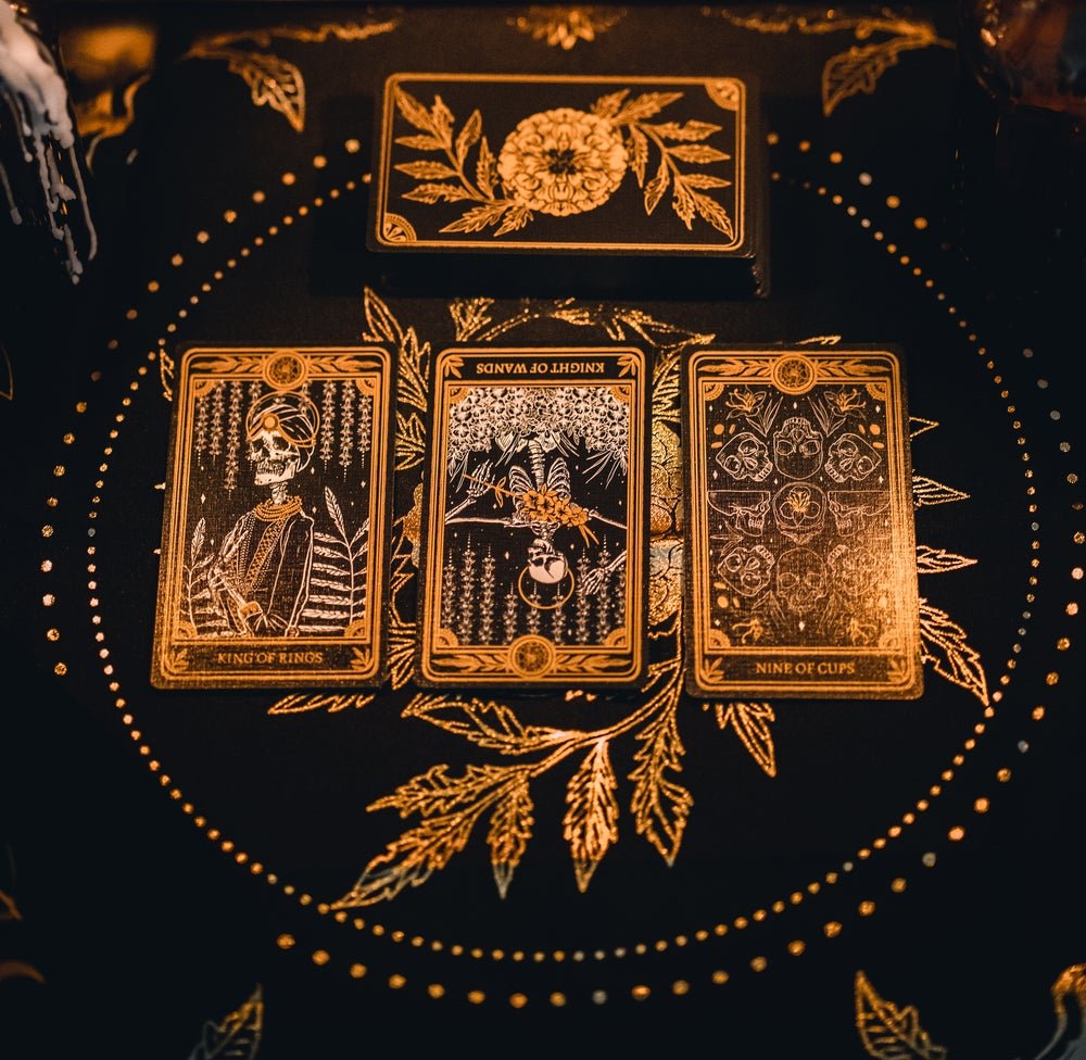 "Teeth and Bone" Foil-Stamped Tarot Cloth - Spiral Circle