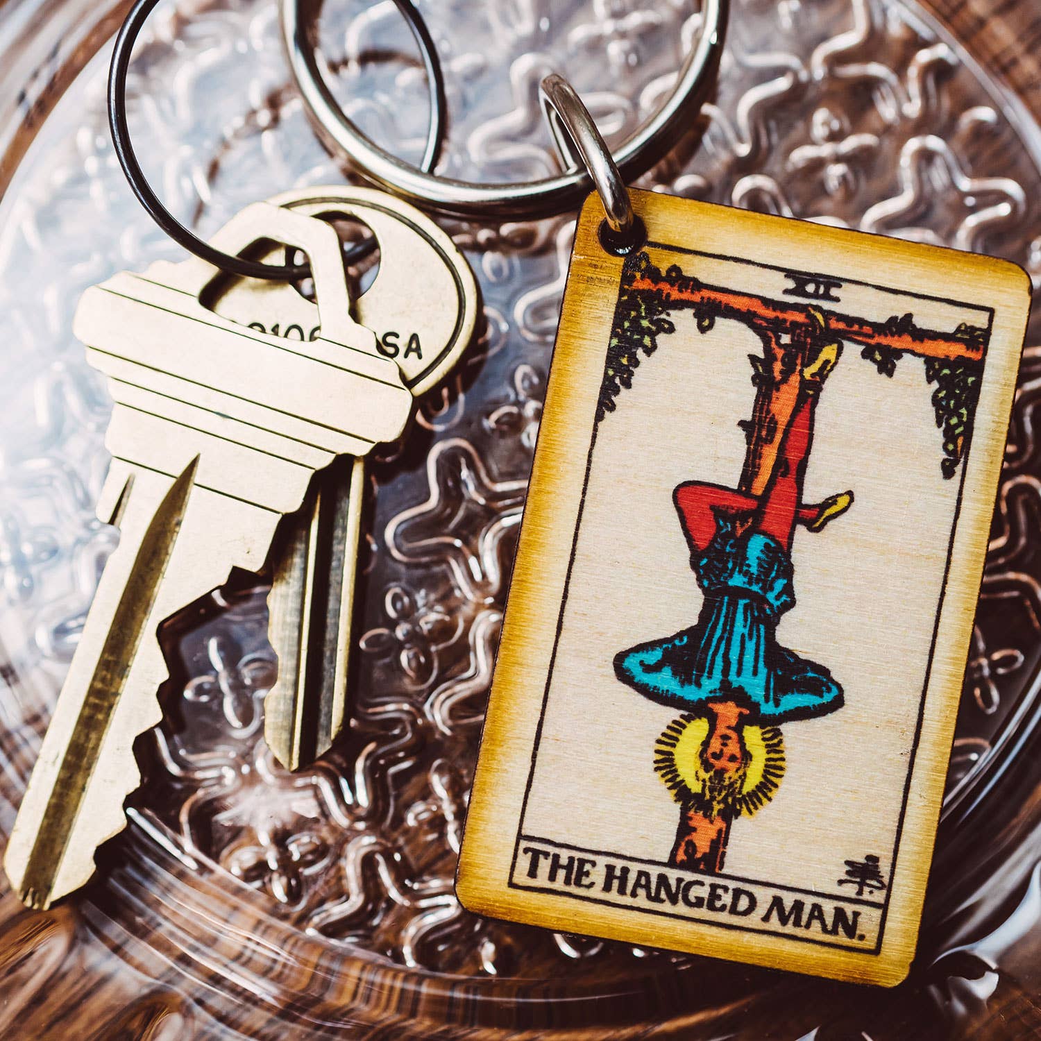 The Hanged Man Full Color Wooden Keychain - Spiral Circle