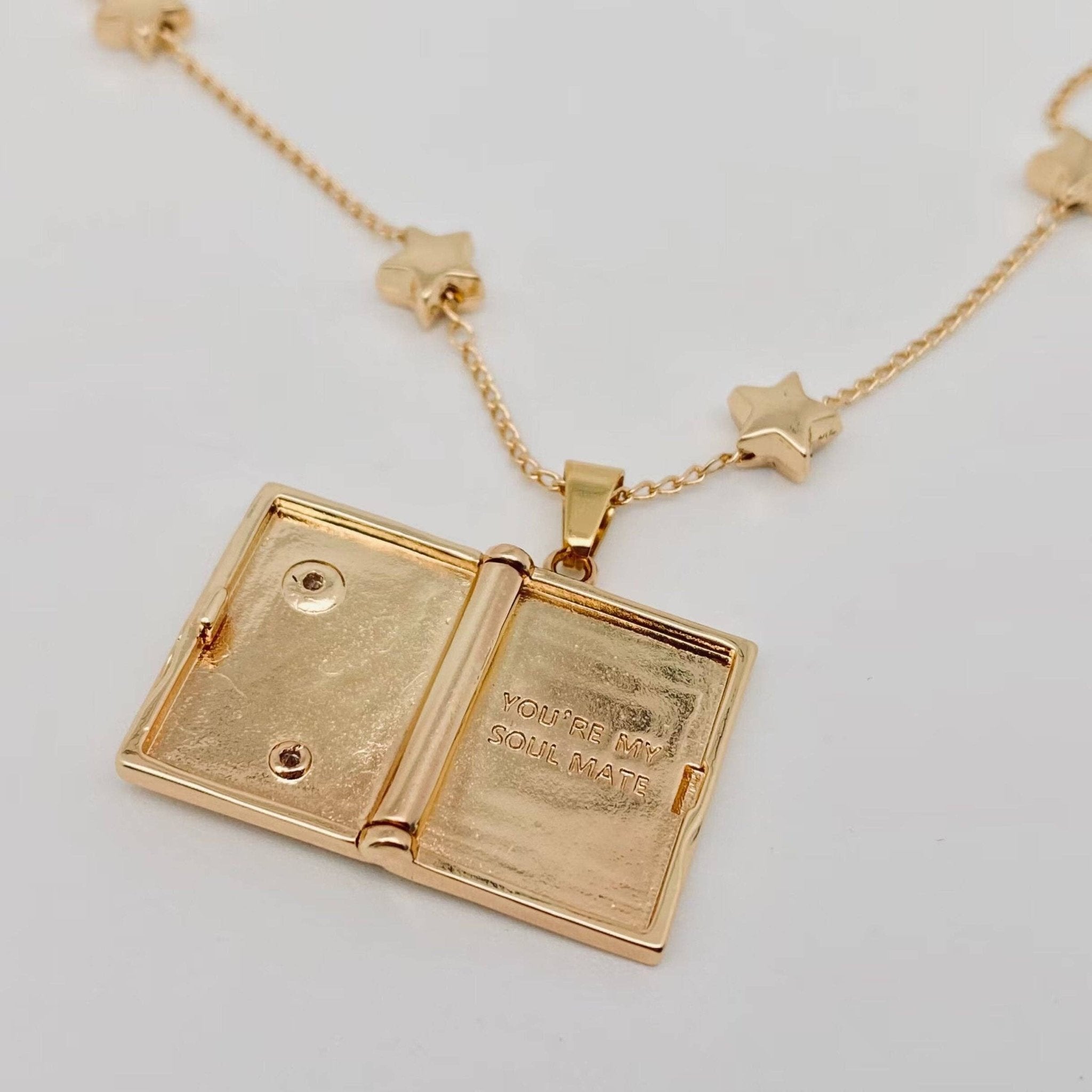 "You're My Soulmate" Star Moon Album Pendant Necklace - Spiral Circle